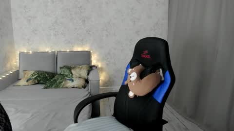 Lissa online show from November 10, 10:54 am