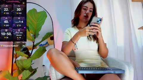 Snapshot of lissajade chatting on September 14, 5:11 pm Lissa online show from September 14, 5:11 pm