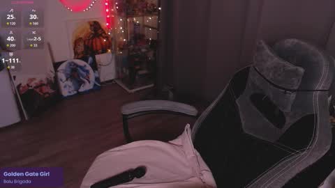 Lissa online show from February 25, 5:33 pm