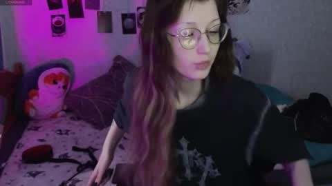 lissaros online show from February 25, 9:19 am