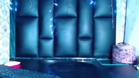 Snapshot of lissbrutalxxx chatting on January 12, 8:36 am lissbrutalxxx online show from January 12, 8:36 am