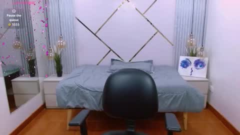 Lita online show from March 5, 1:51 pm