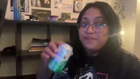 Snapshot of littldeath chatting on October 23, 5:46 am littldeath online show from October 23, 5:46 am