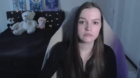 little__flowers online show from May 9, 9:44 am