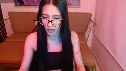little_bunnyy_ online show from March 16, 1:15 pm