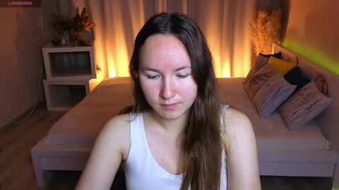 Snapshot of little_doll_meow chatting on October 9, 3:10 am Alexandra online show from October 9, 3:10 am