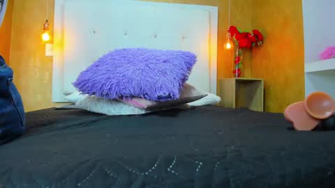   online show from December 24, 12:44 pm