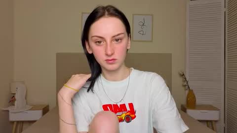 little_mollee online show from November 23, 4:04 am