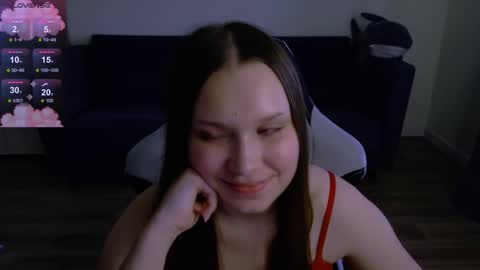 Snapshot of littlebby_di chatting on September 10, 4:29 pm Di online show from September 10, 4:29 pm