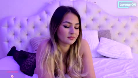 littleblondbunny online show from March 2, 7:15 am