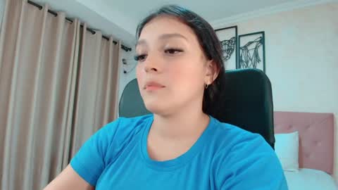 Sarahs Room online show from July 7, 11:40 pm