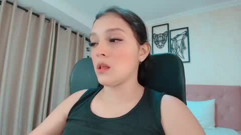 Sarahs Room online show from July 6, 12:49 am