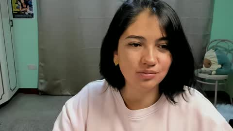 Mia  online show from September 16, 6:10 am