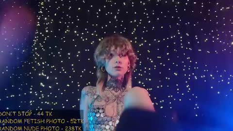 Niki  free tg channel with some photos gifs and info about streams  online show from August 2, 9:51 pm
