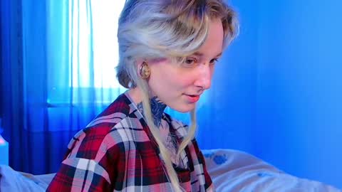 Niki  free tg channel with some photos gifs and info about streams  online show from December 13, 8:10 am