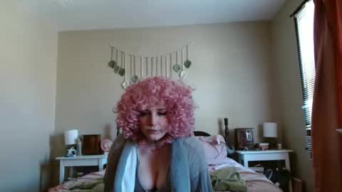 Kori online show from March 12, 5:15 pm