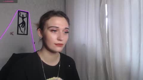 littlexjoy online show from October 13, 10:29 am