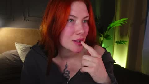Liv 3 online show from April 30, 5:40 pm