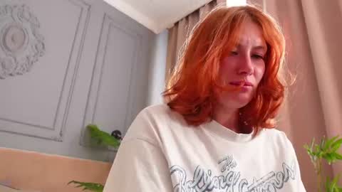 Liv 3 online show from June 25, 3:13 pm