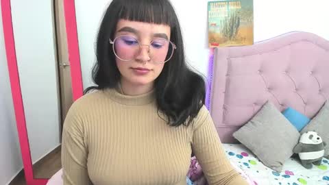 Katalina Novoa. online show from February 11, 10:50 pm