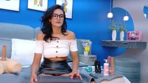 lixiepeyton online show from June 18, 2:44 pm