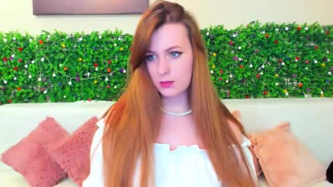 Snapshot of liya_gorgeous chatting on December 14, 3:47 pm liya_gorgeous online show from December 14, 3:47 pm