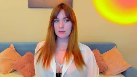 Snapshot of liya_gorgeous chatting on February 23, 4:18 pm liya_gorgeous online show from February 23, 4:18 pm