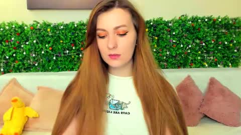 Snapshot of liya_gorgeous chatting on December 19, 2:24 pm liya_gorgeous online show from December 19, 2:24 pm