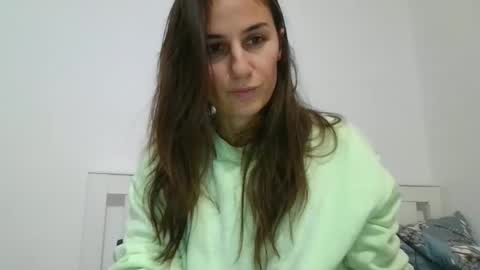 Snapshot of lizalish chatting on December 6, 6:37 am Liza online show from December 6, 6:37 am