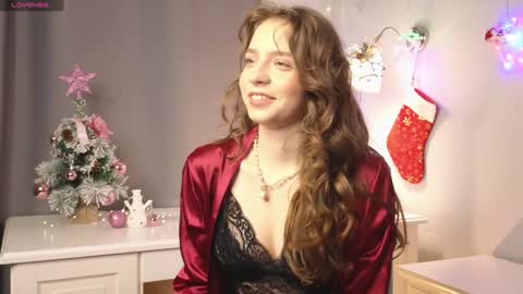 Snapshot of lizbethbiers chatting on December 21, 3:14 am Hello there im Amelia Im new here Lets have fun online show from December 21, 3:14 am