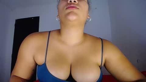 lizze online show from October 2, 2:38 am