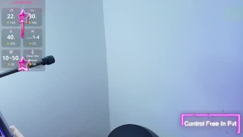 Lizz  online show from October 10, 11:59 am