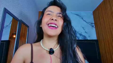 Liz  online show from July 10, 12:27 pm