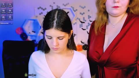 lizzie_boom online show from November 2, 10:40 am