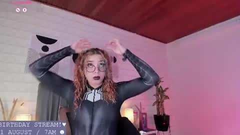  Lizzie  online show from July 30, 12:06 pm