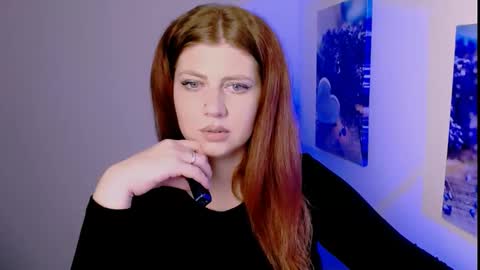 Lizzy3 online show from November 23, 2:30 pm