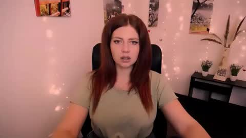 Snapshot of lizzy_koul chatting on September 15, 6:48 pm Lizzy3 online show from September 15, 6:48 pm