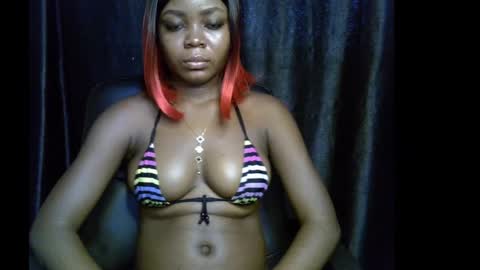 Snapshot of lizzy_petite chatting on September 15, 8:55 am lizzy online show from September 15, 8:55 am