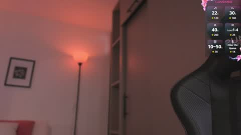 Lizzy Colins online show from July 3, 7:20 pm