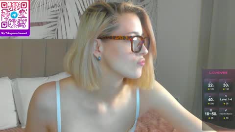 lizzysin online show from May 11, 1:51 am