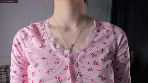 Snapshot of llkadream chatting on February 20, 9:00 am Arina online show from February 20, 9:00 am