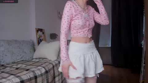 Snapshot of llkadream chatting on February 14, 8:42 am Arina online show from February 14, 8:42 am