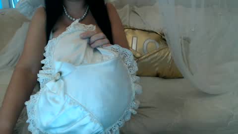 Lilu online show from July 5, 6:08 am