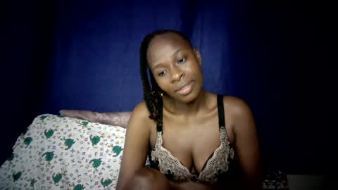 lola_beib online show from June 23, 3:26 am