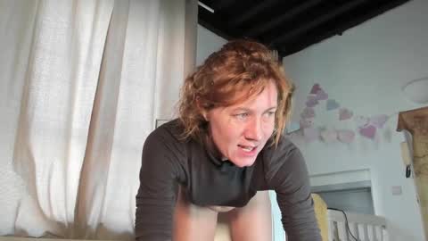 Snapshot of lola_belgium chatting on March 8, 3:33 pm lola_belgium online show from March 8, 3:33 pm