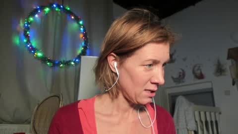 Snapshot of lola_belgium chatting on January 11, 3:52 pm lola_belgium online show from January 11, 3:52 pm