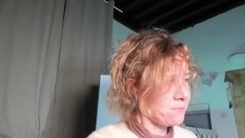 Snapshot of lola_belgium chatting on February 20, 5:41 pm lola_belgium online show from February 20, 5:41 pm
