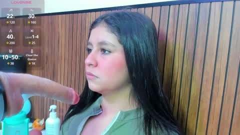 lola online show from March 11, 11:33 am