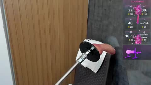 lola online show from September 18, 11:53 am