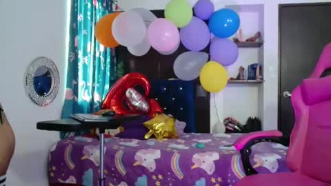 lola_fiery online show from October 1, 2:22 pm